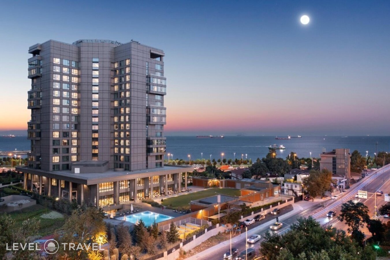 фотографии номера Делюкс с видом на море отеля Hilton Istanbul Bakirkoy в Турция(Бакыркёй) - фото №4