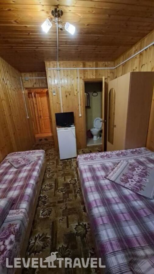фотографии номера Трехместный номер отеля Гостевой Дом Сура в Россия(Лоо) - фото №1