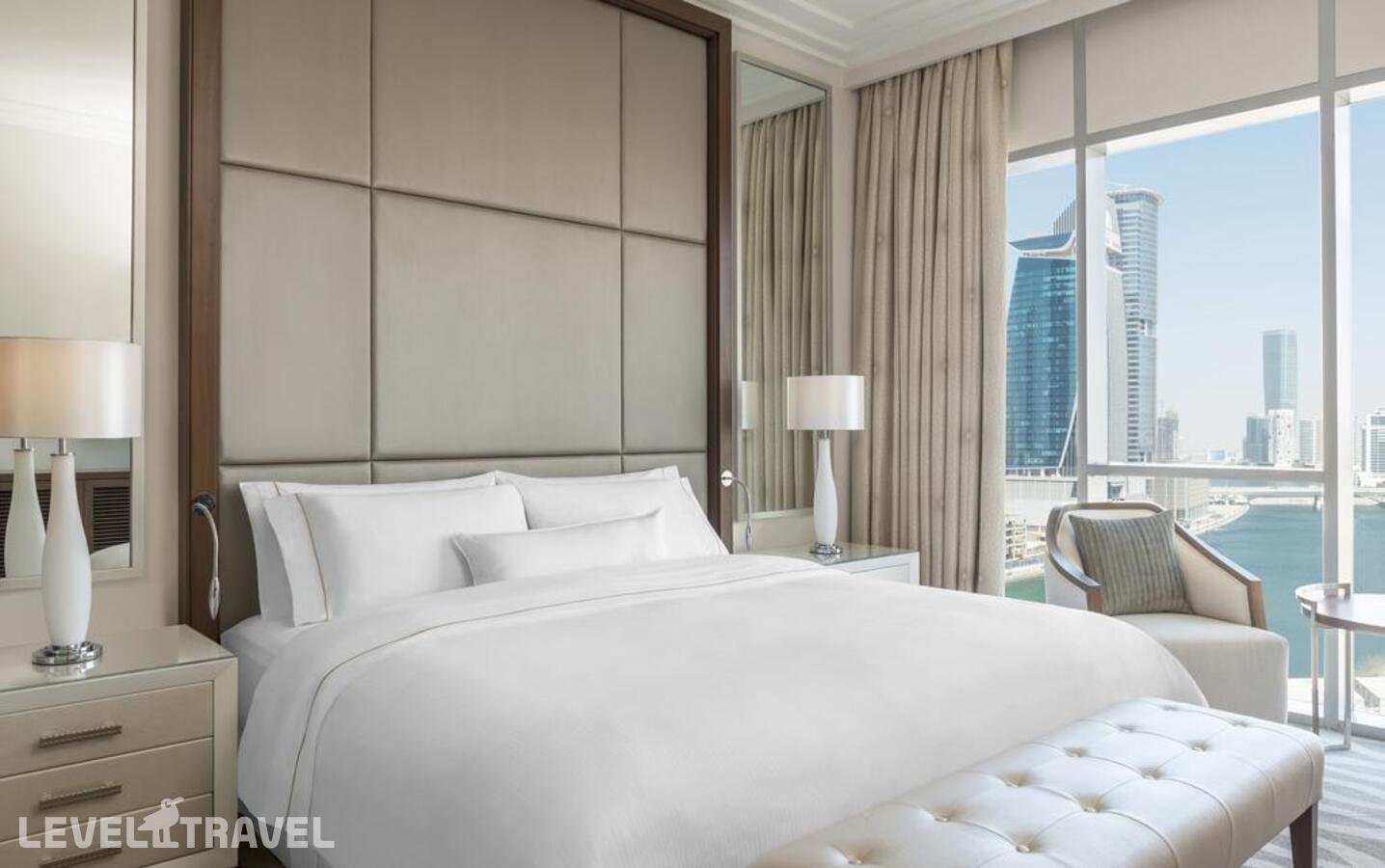 фотографии номера Клубный делюкс отеля Hilton Dubai Al Habtoor City в ОАЭ(Бизнес Бей) - фото №3