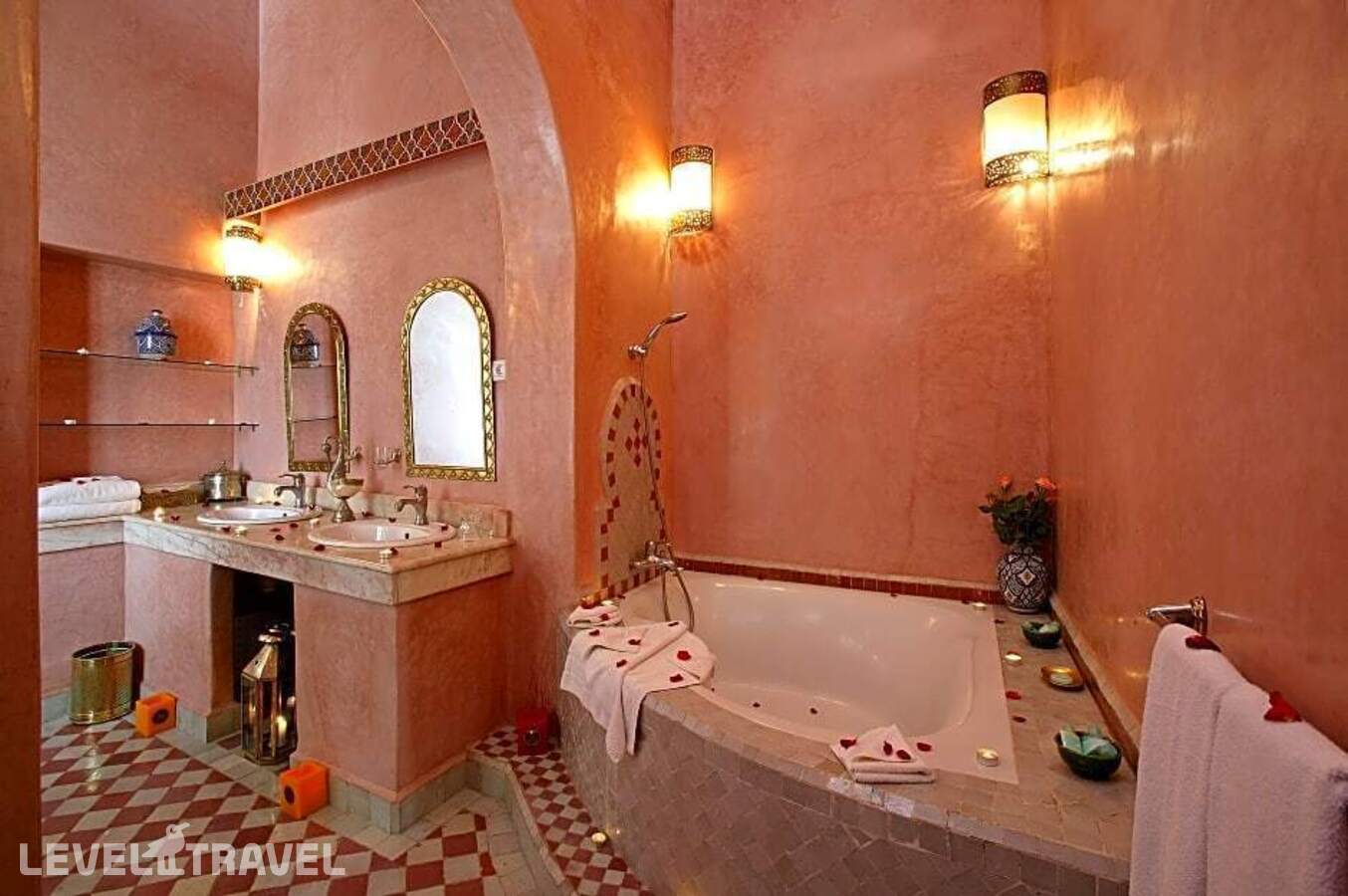 фотографии номера Улучшенный номер отеля Riad & Spa Esprit Du Maroc в Марокко(Марракеш) - фото №4