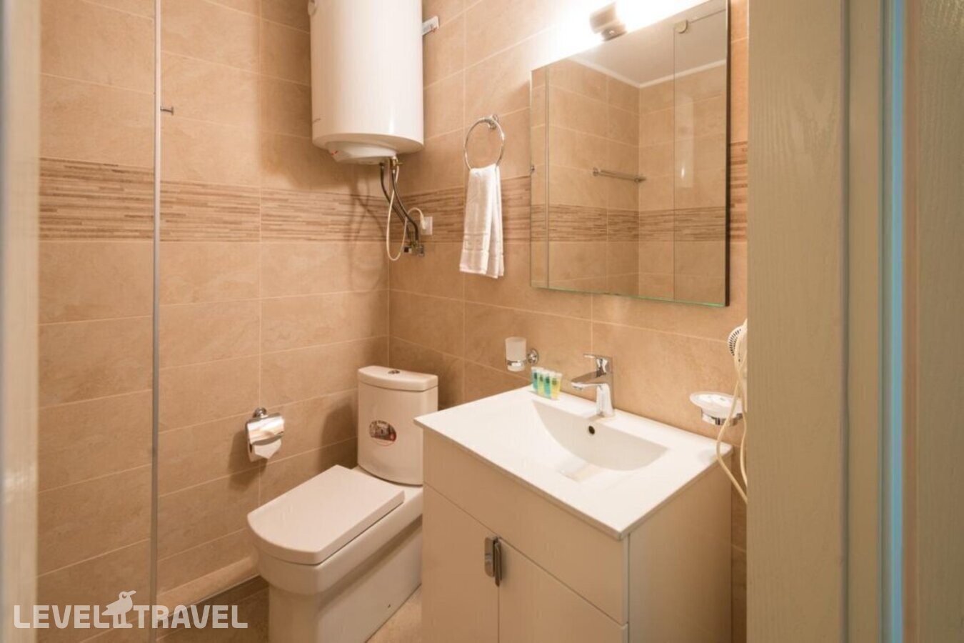 фотографии номера Делюкс отеля Orbi Sea Towers Hotel в Грузия(Батуми) - фото №11