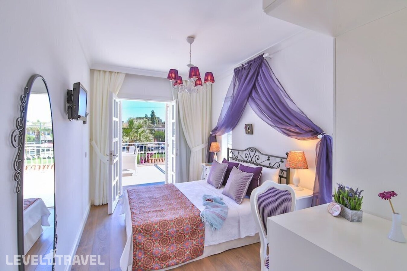 фотографии номера Улучшенный номер отеля Alacati Sorf Hotel в Турция(Чешме) - фото №5