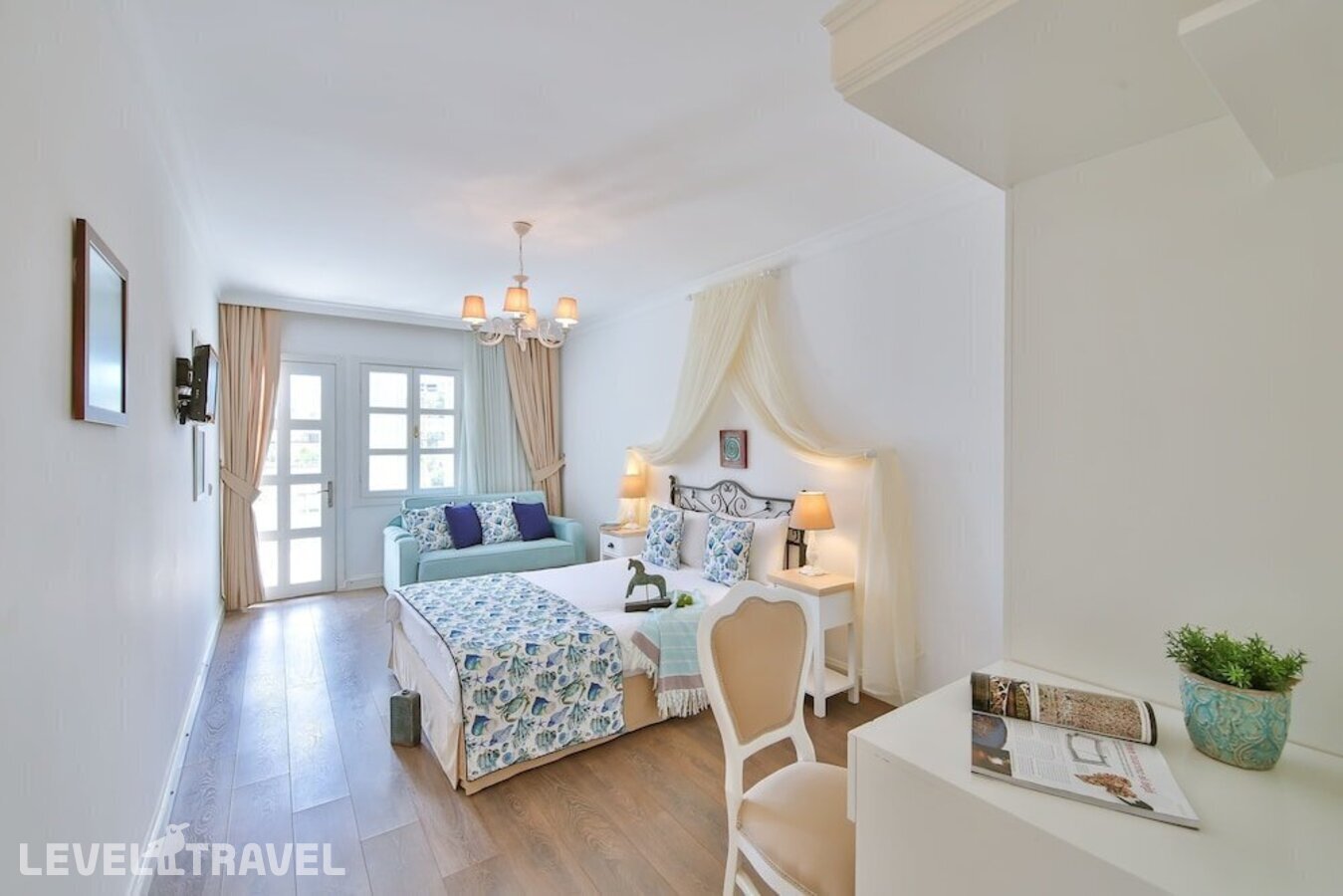 фотографии номера Улучшенный номер отеля Alacati Sorf Hotel в Турция(Чешме) - фото №4