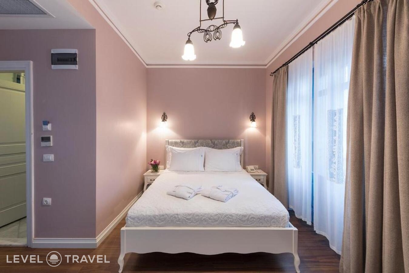фотографии номера Делюкс с балконом отеля Viento Hotel Alacati - Special Class в Турция(Чешме) - фото №4