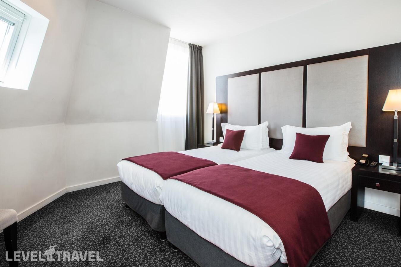 фотографии номера Делюкс отеля Park Lane Hotel в Франция(8 округ Парижа) - фото №1