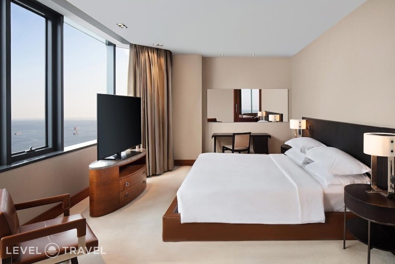 фотографии номера Люкс отеля Sheraton Istanbul Atakoy Hotel в Турция(Бакыркёй) - фото №5