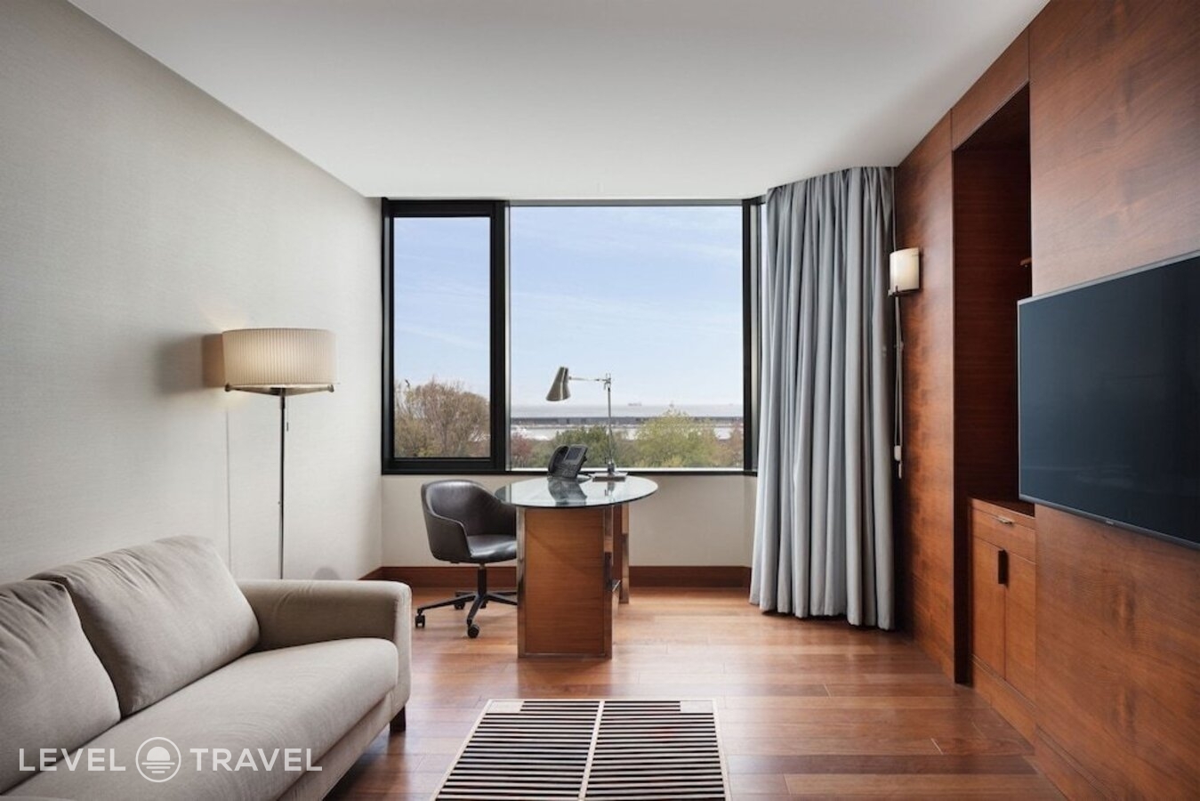 фотографии номера Люкс отеля Sheraton Istanbul Atakoy Hotel в Турция(Бакыркёй) - фото №7