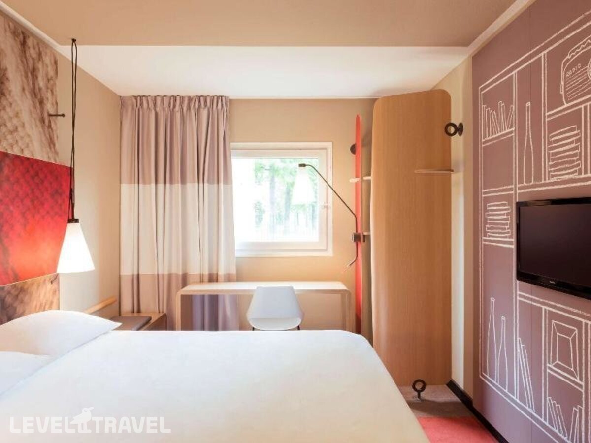 фотографии номера Стандартный номер отеля Hotel Ibis Marrakech Centre Gare в Марокко(Марракеш) - фото №4