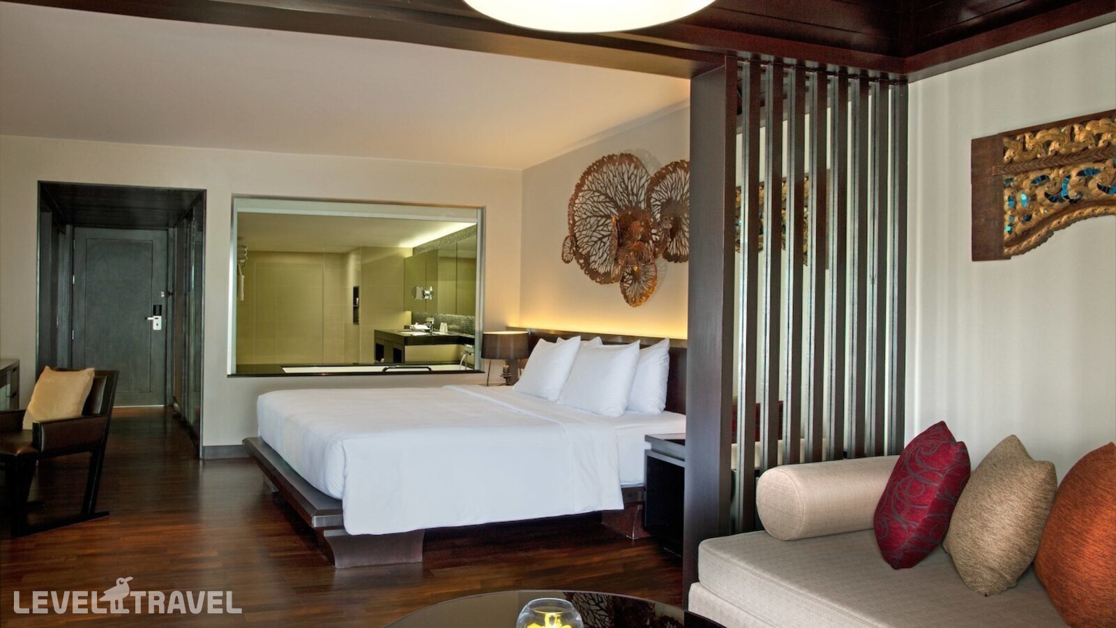 фотографии номера Полулюкс отеля Le Meridien Phuket Beach Resort в Таиланд(Карон Бич) - фото №1