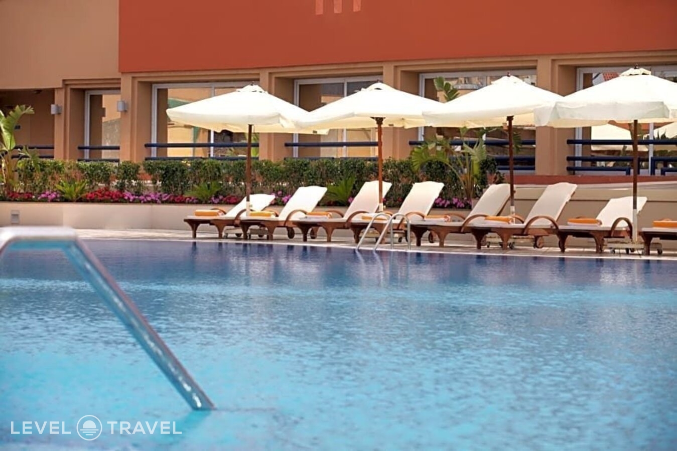 фотографии номера Стандартный с видом на бассейн отеля Hilton Green Plaza в Египет(Александрия) - фото №16