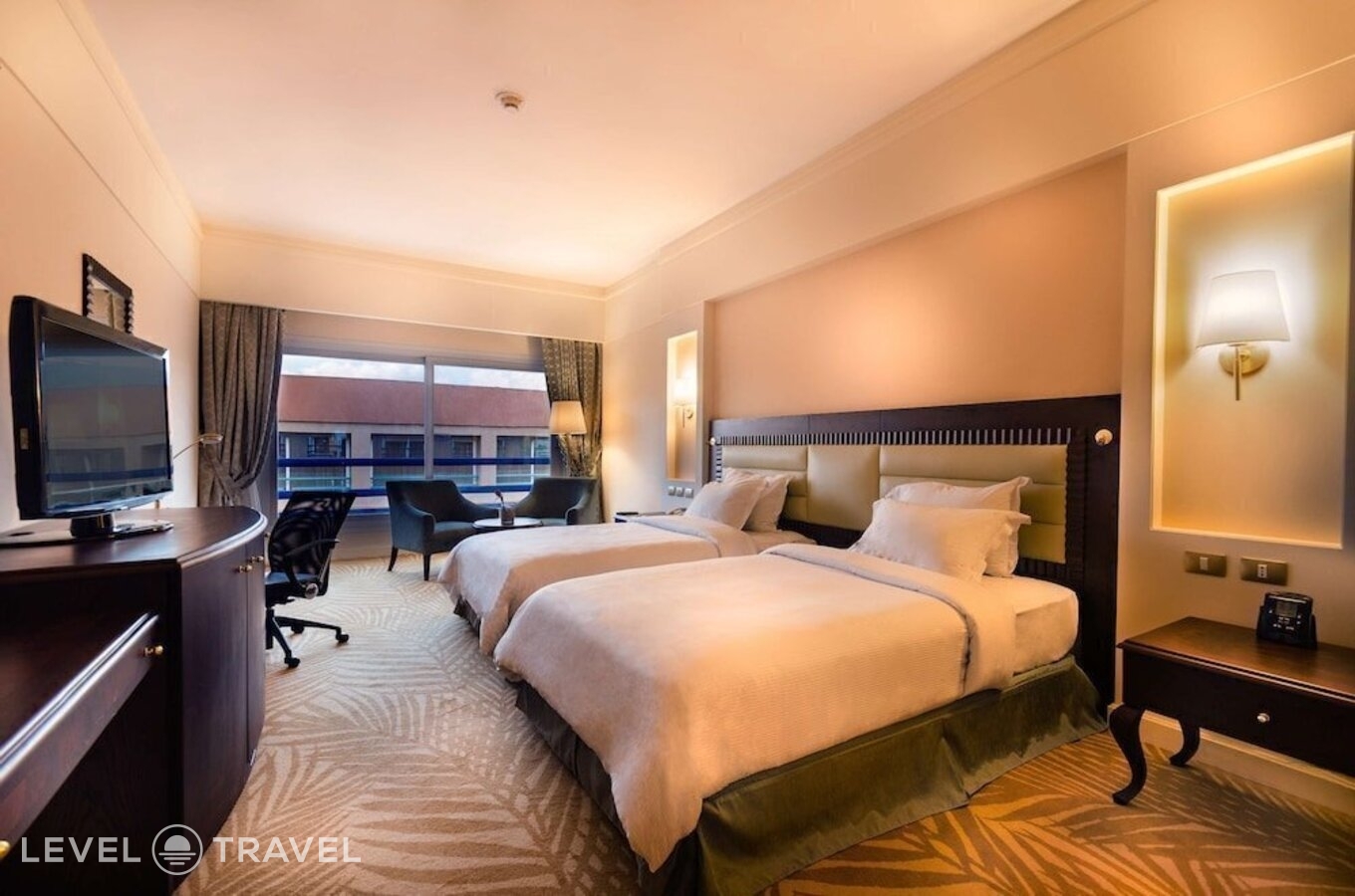 фотографии номера Стандартный с видом на бассейн отеля Hilton Green Plaza в Египет(Александрия) - фото №9