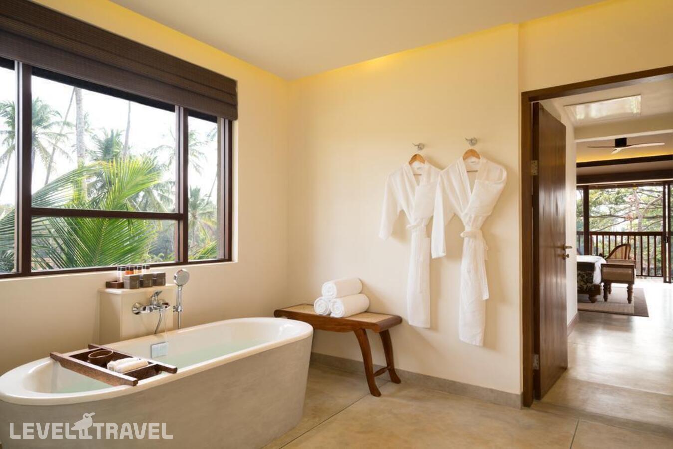 фотографии номера Вилла с частным бассейном (2 спальни) отеля Anantara Tangalle Peace Haven Resort в Шри-Ланка(Тангалле) - фото №1
