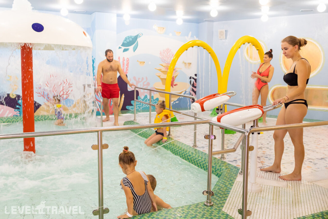фотографии номера Апартаменты отеля Апартаменты И Baden-Baden Морской Бассейн Spa в Россия(Светлогорск) - фото №41