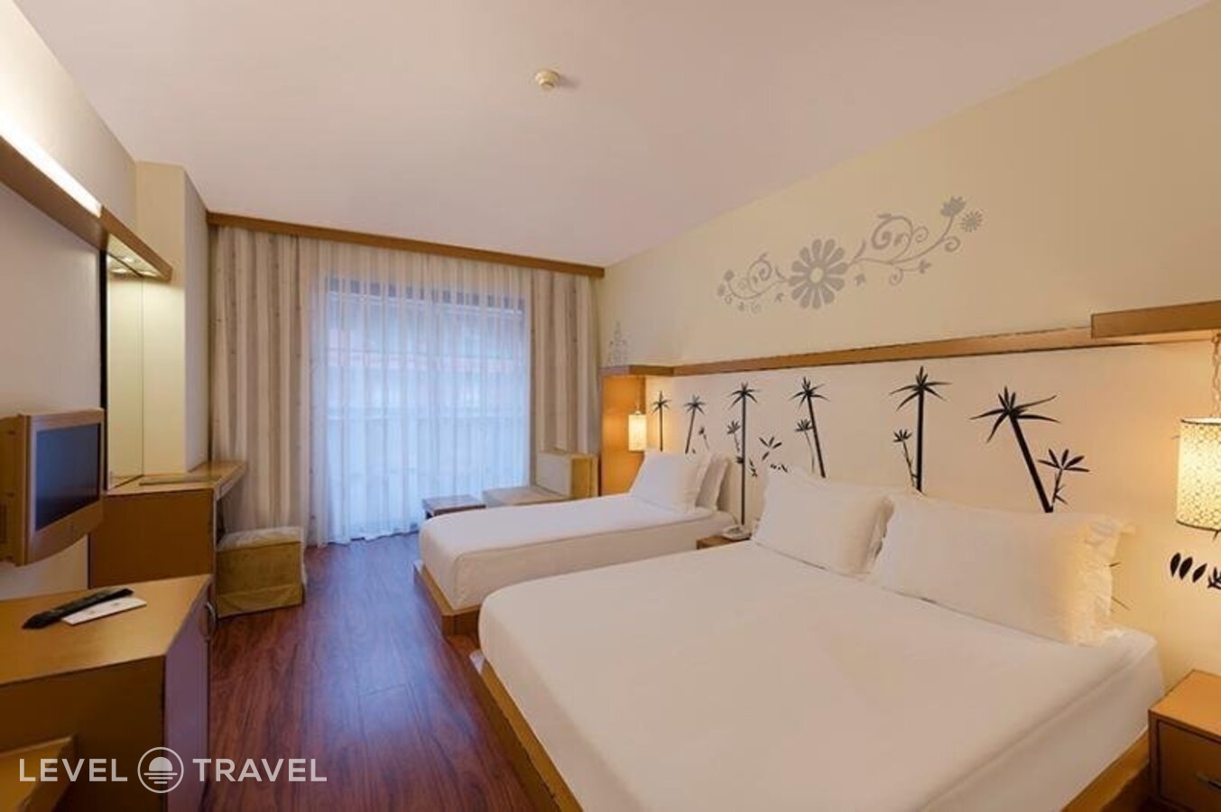 фотографии номера Семейный с балконом отеля Siam Elegance Hotels & Spa в Турция(Богазкент) - фото №2