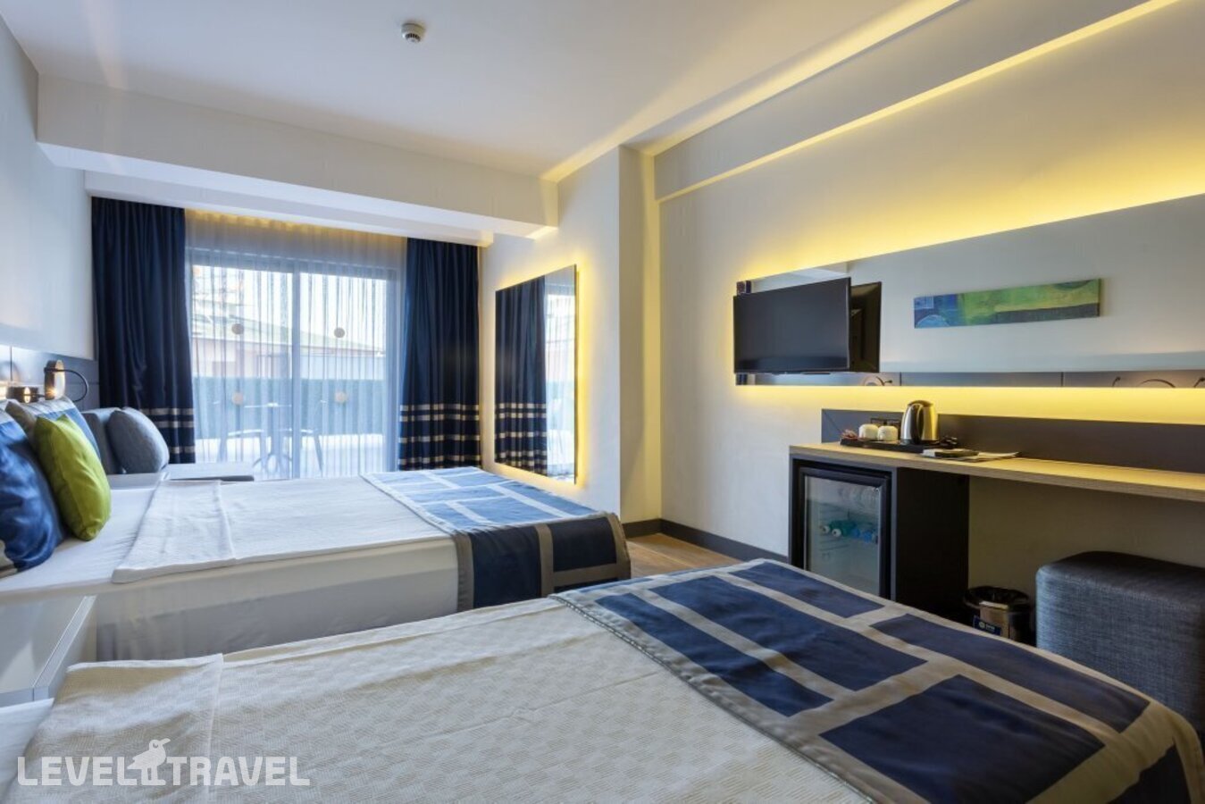 фотографии номера Улучшенный с частичным видом на море отеля Noxinn Deluxe Hotel в Турция(Конаклы) - фото №10
