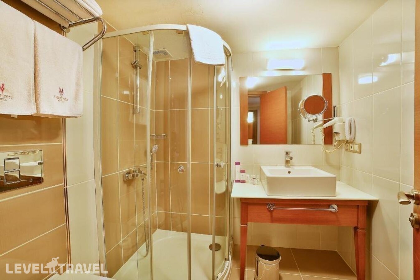 фотографии номера Трехместный с видом на город отеля Amethyst Hotel в Турция(Фатих) - фото №4