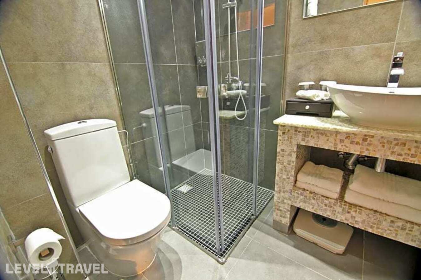 фотографии номера Улучшенный с видом на город отеля Achilleos City Hotel в Кипр(Ларнака) - фото №5