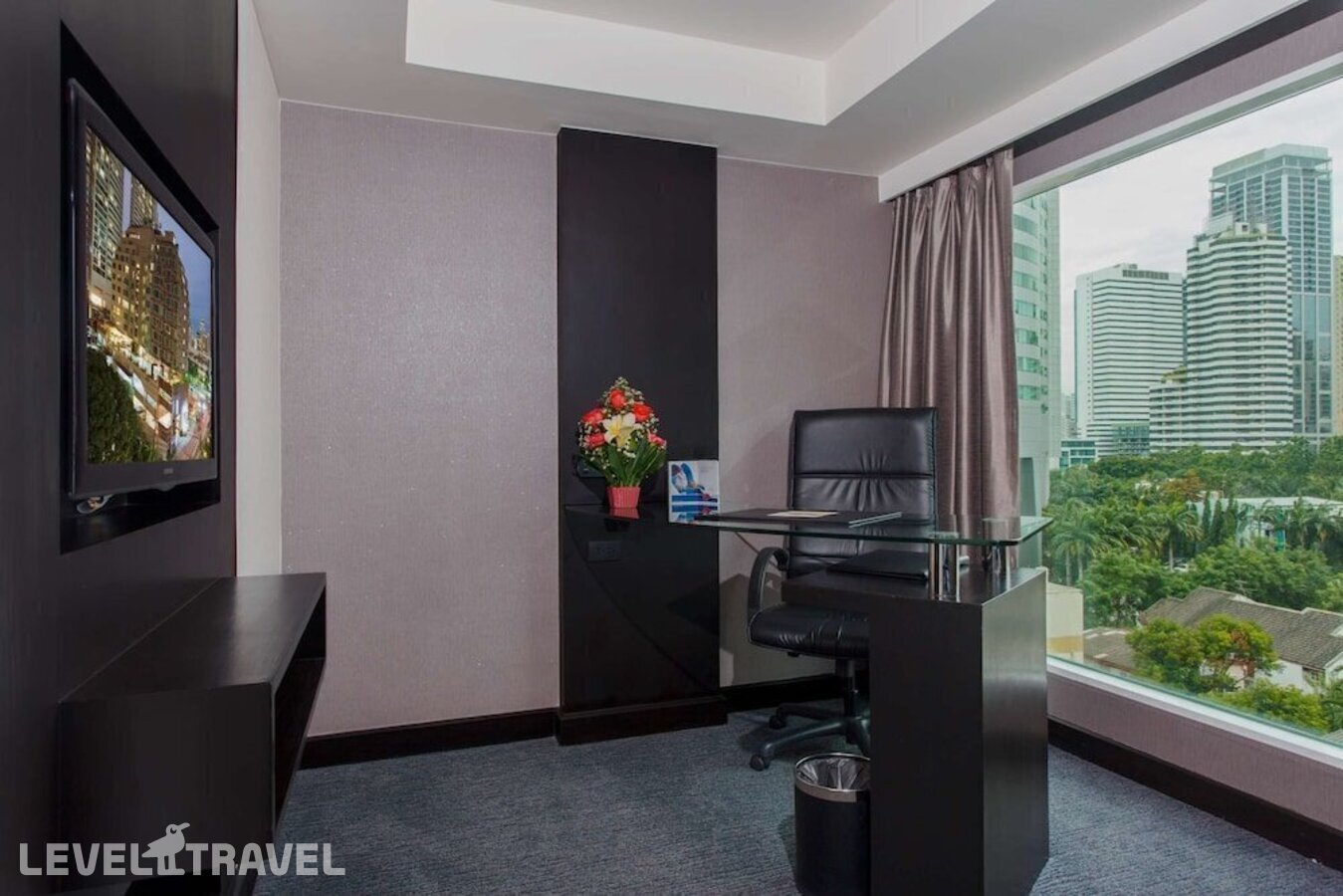 фотографии номера Делюкс с видом на город отеля Golden Tulip Mandison Suites в Таиланд(Бангкок) - фото №7