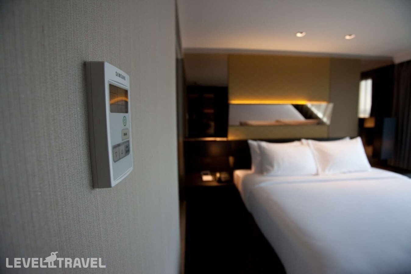 фотографии номера Делюкс с видом на город отеля Golden Tulip Mandison Suites в Таиланд(Бангкок) - фото №4