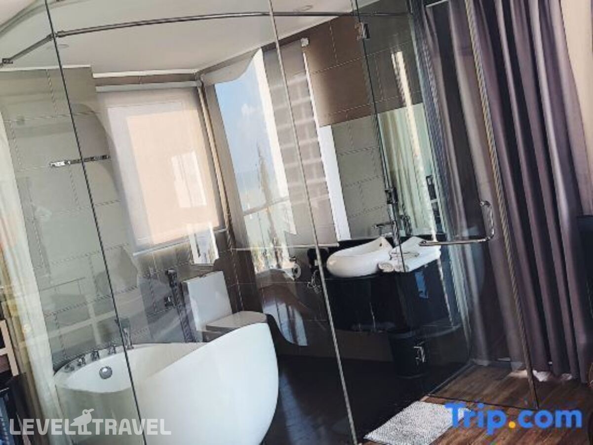 фотографии номера Полулюкс с видом на море отеля New Sun Hotel Nha Trang в Вьетнам(Нячанг) - фото №17