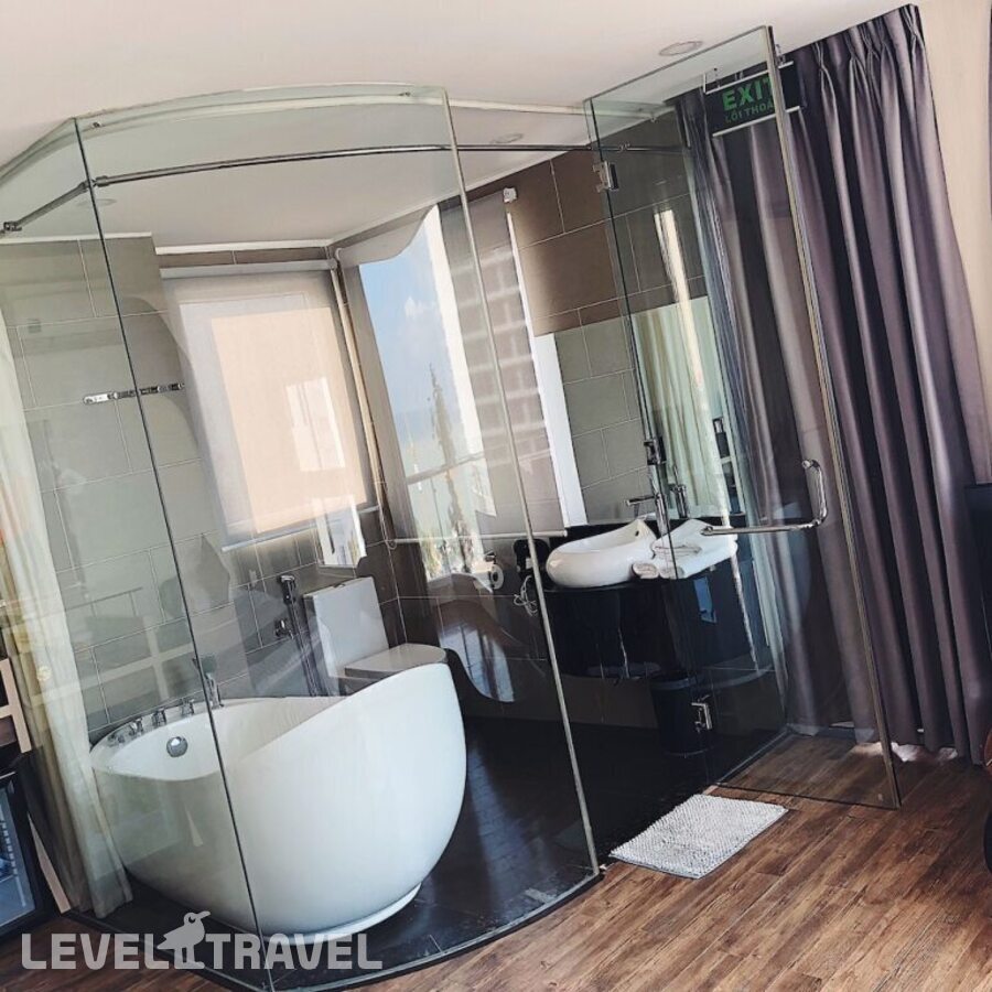 фотографии номера Полулюкс с видом на море отеля New Sun Hotel Nha Trang в Вьетнам(Нячанг) - фото №3
