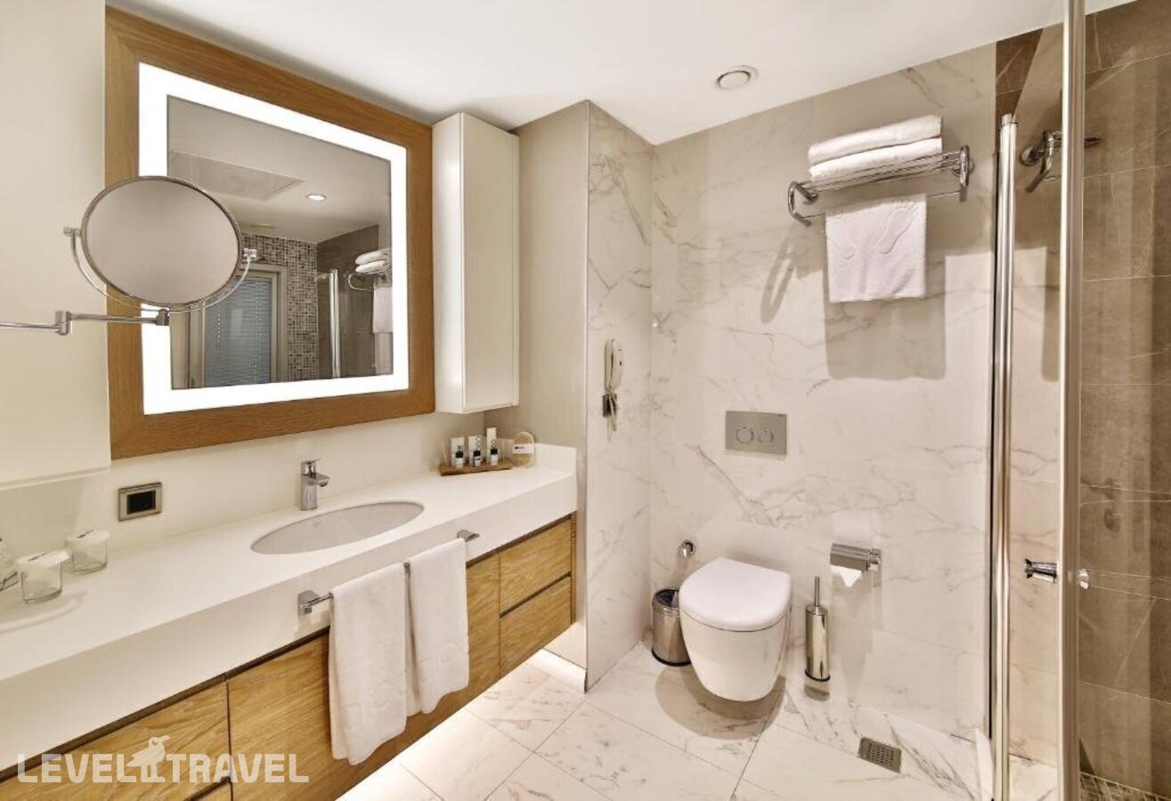 фотографии номера Четырехместный люкс отеля Bof Hotels Ceo Suites Atasehir в Турция(Аташехир) - фото №3