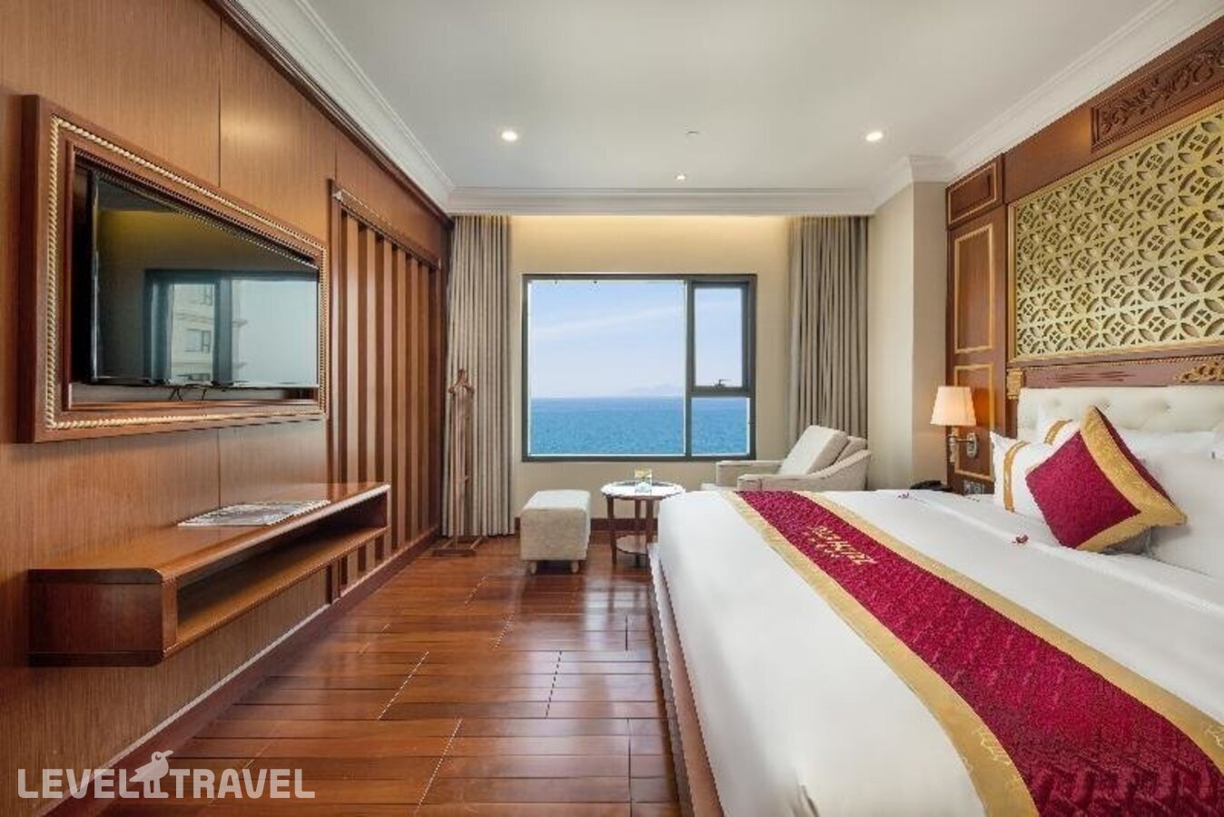 фотографии номера Семейный с видом на море отеля Dlg Hotel Danang в Вьетнам(Дананг) - фото №4