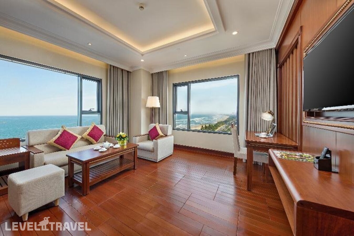 фотографии номера Семейный с видом на море отеля Dlg Hotel Danang в Вьетнам(Дананг) - фото №5