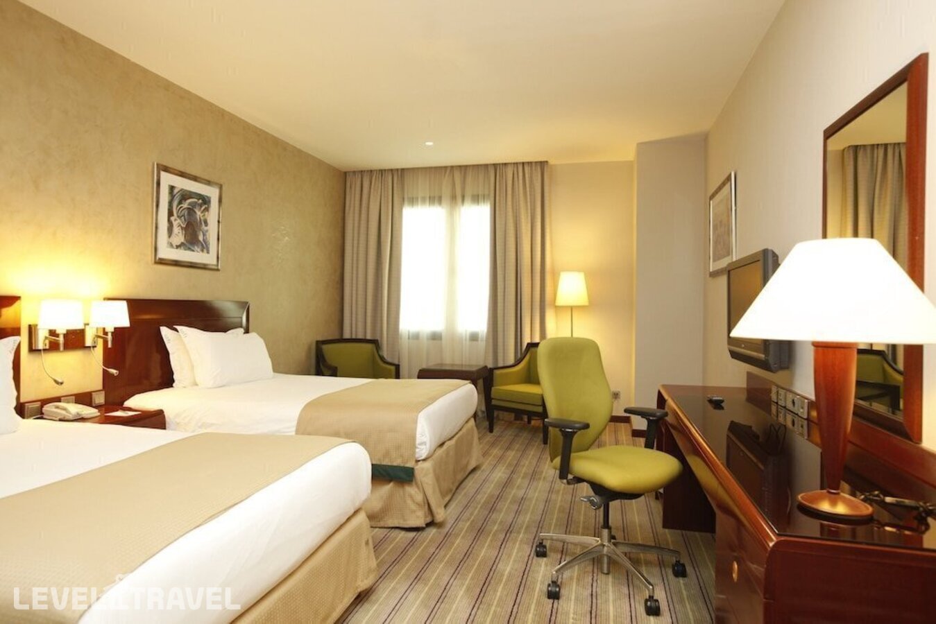 фотографии номера Стандартный с видом на город отеля Holiday Inn Riyadh-Olaya, an IHG Hotel в Саудовская Аравия(Эр-Рияд) - фото №6