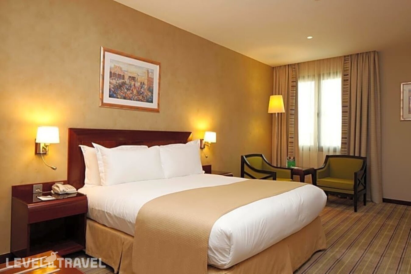 фотографии номера Стандартный с видом на бассейн отеля Holiday Inn Riyadh-Olaya, an IHG Hotel в Саудовская Аравия(Эр-Рияд) - фото №14