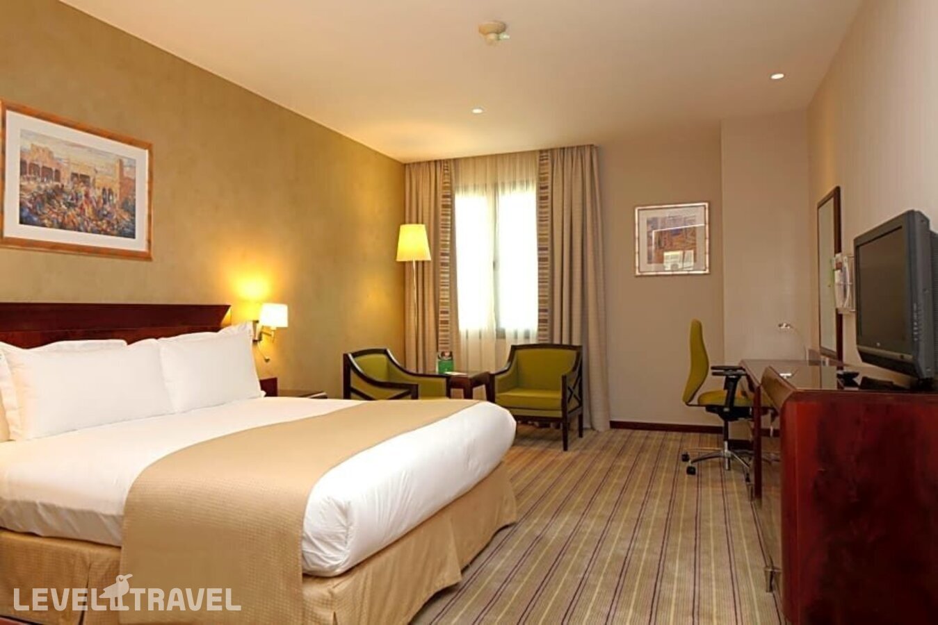 фотографии номера Стандартный с видом на бассейн отеля Holiday Inn Riyadh-Olaya, an IHG Hotel в Саудовская Аравия(Эр-Рияд) - фото №16