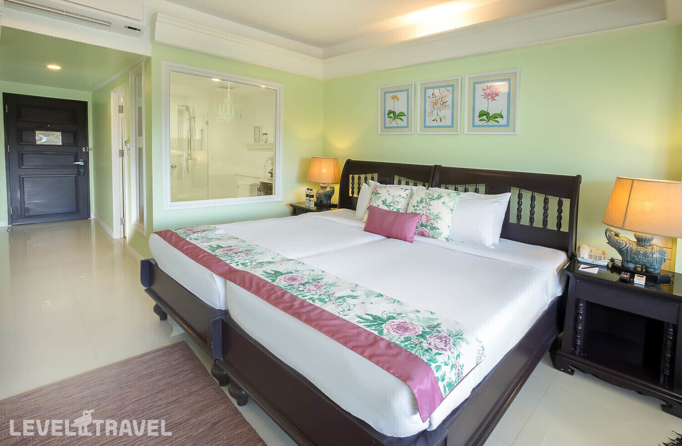 фотографии номера Делюкс отеля Thavorn Palm Beach Resort в Таиланд(Карон Бич) - фото №2