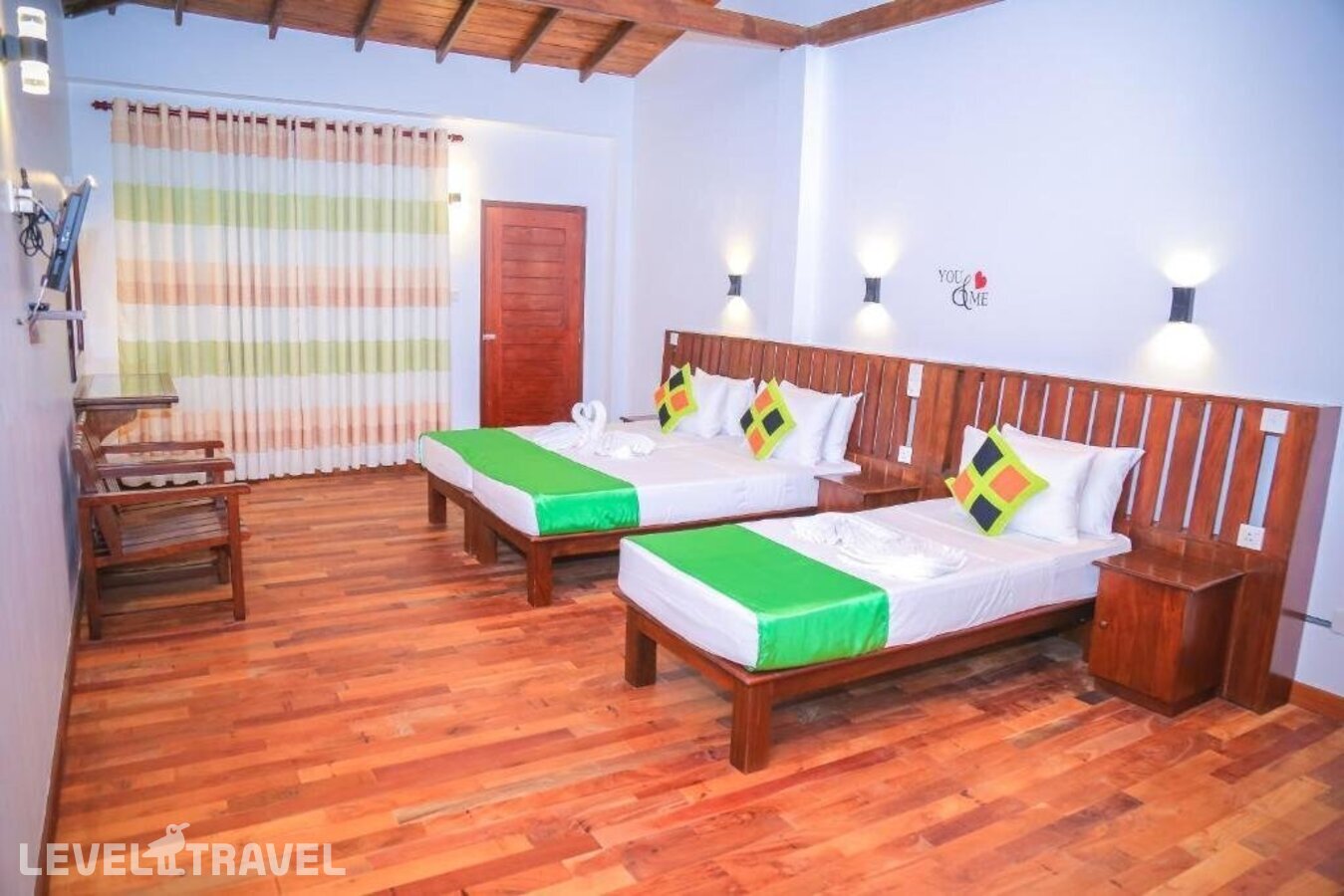 фотографии номера Трехместный делюкс с видом на море отеля Cozy Sea View Inn в Шри-Ланка(Хиккадува) - фото №10