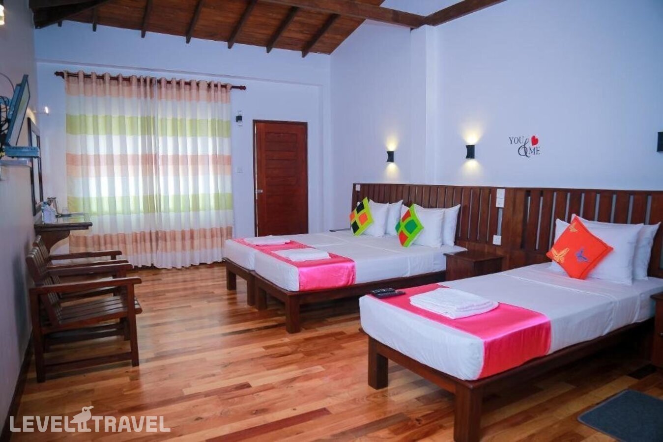 фотографии номера Трехместный делюкс с видом на море отеля Cozy Sea View Inn в Шри-Ланка(Хиккадува) - фото №8