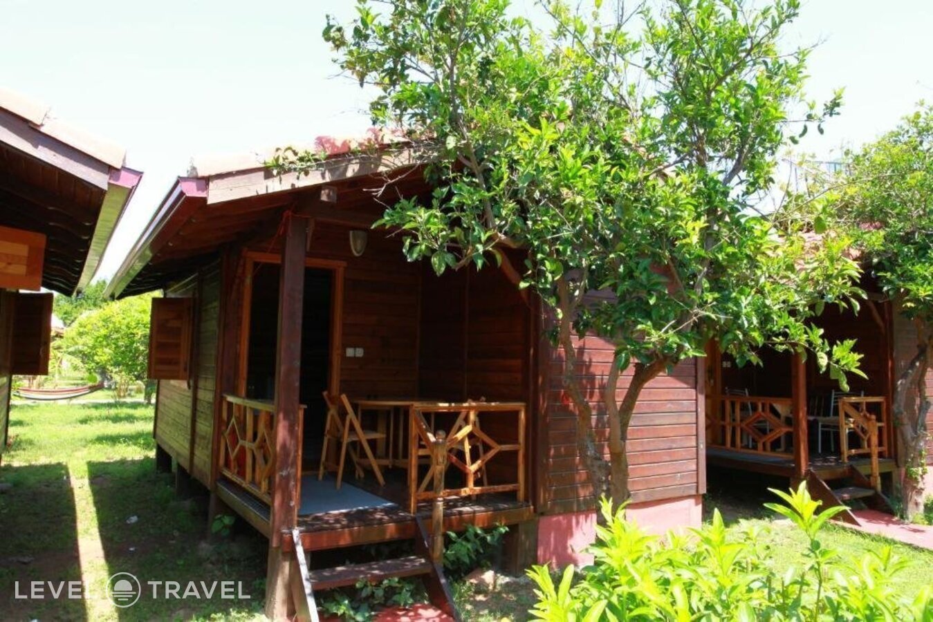 фотографии номера Трехместное бунгало отеля Baris Pension & Bungalows в Турция(Чиралы) - фото №2