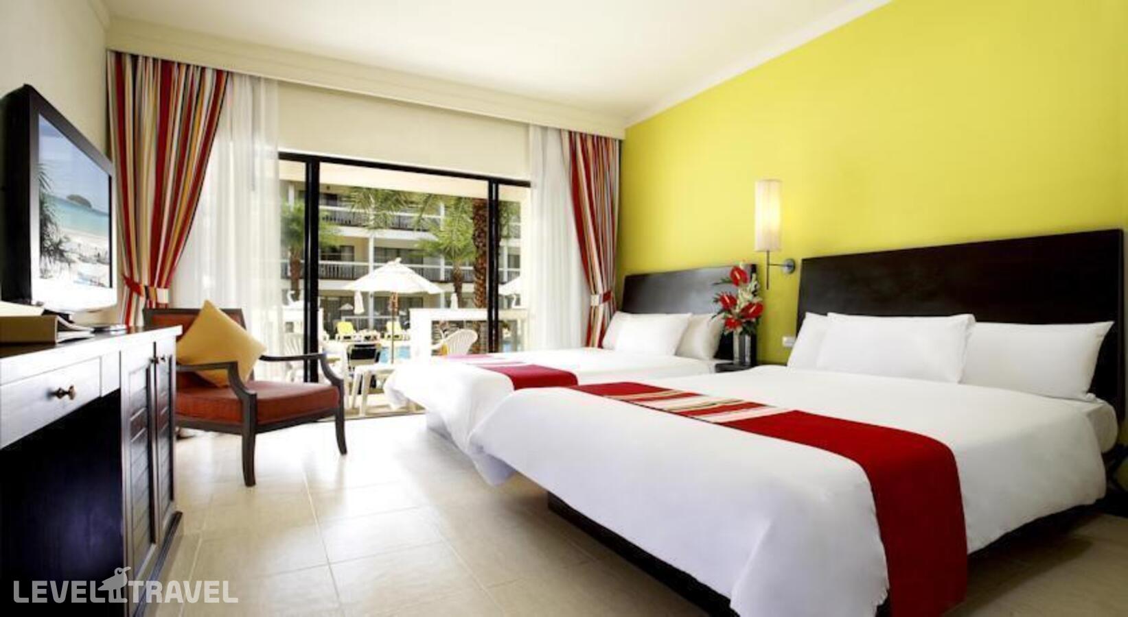 фотографии номера Семейный делюкс отеля Centara Kata Resort Phuket в Таиланд(Ката Бич) - фото №1