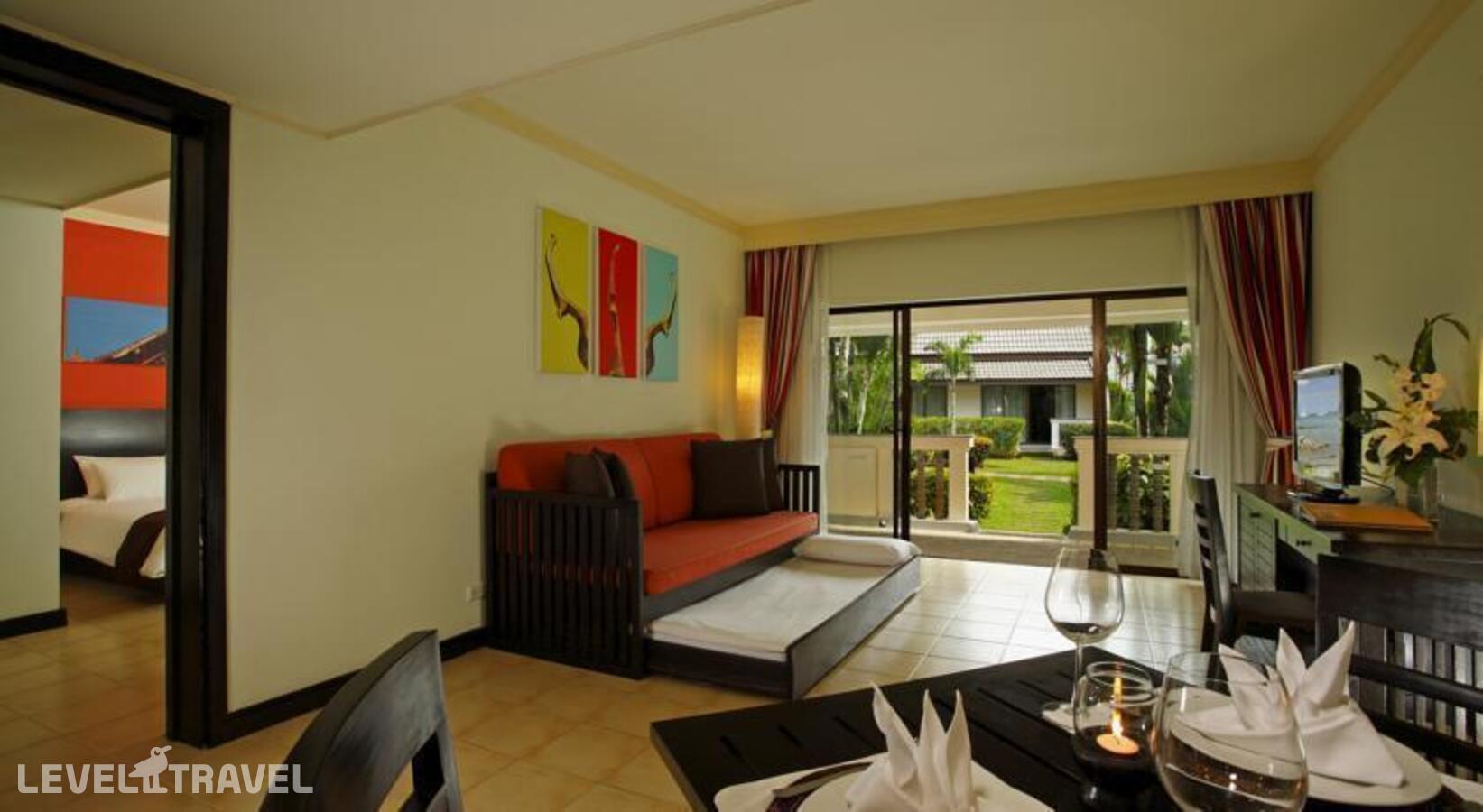 фотографии номера Семейный люкс отеля Centara Kata Resort Phuket в Таиланд(Ката Бич) - фото №1