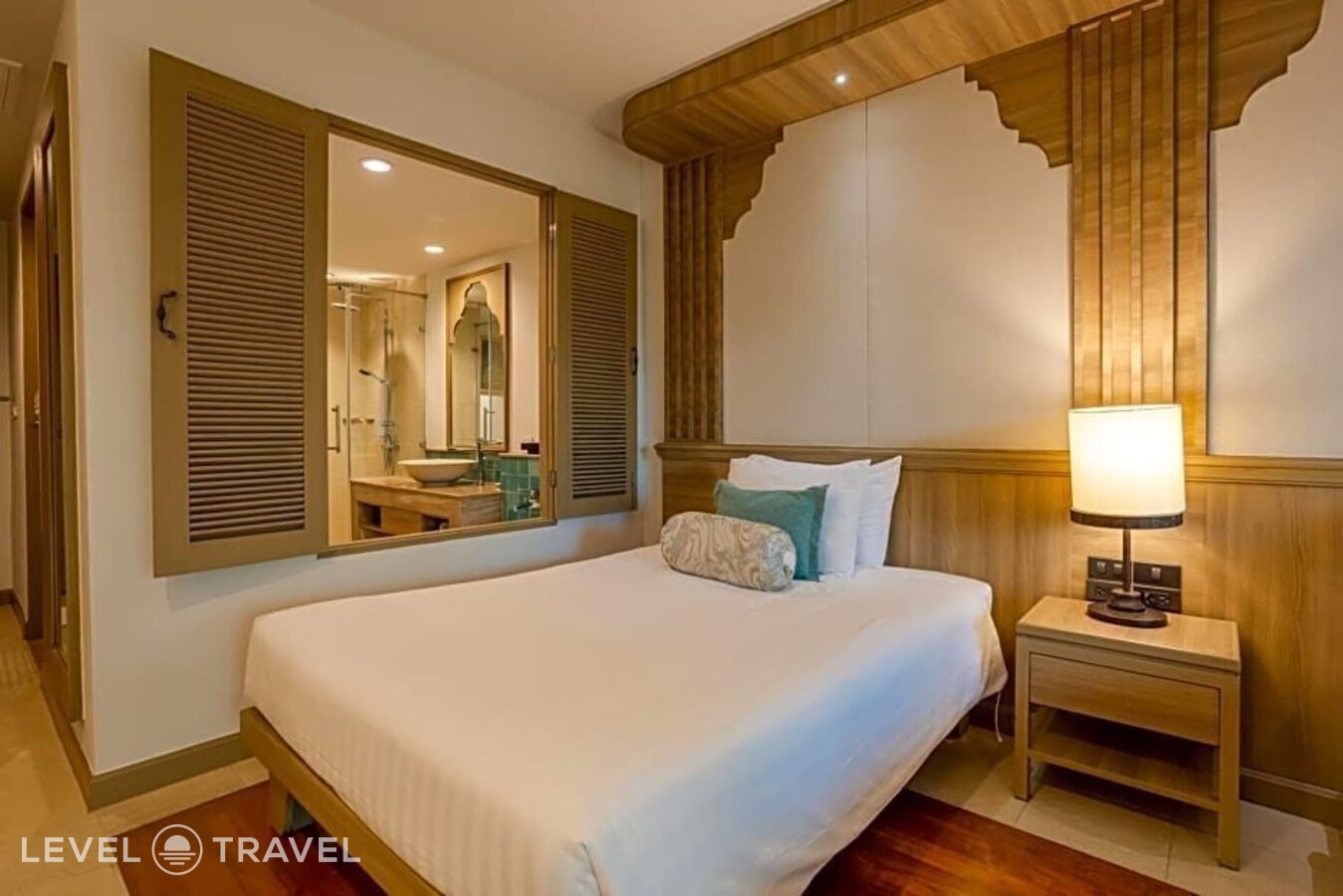 фотографии номера Семейный люкс (2 спальни) отеля Ravindra Beach Resort & Spa в Таиланд(Джомтьен) - фото №22
