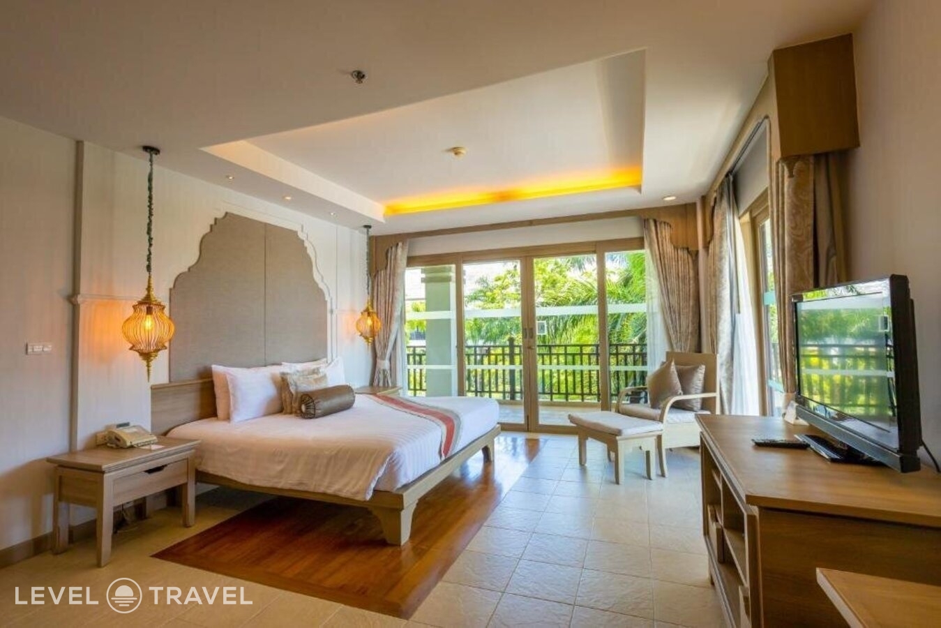 фотографии номера Семейный люкс (2 спальни) отеля Ravindra Beach Resort & Spa в Таиланд(Джомтьен) - фото №67