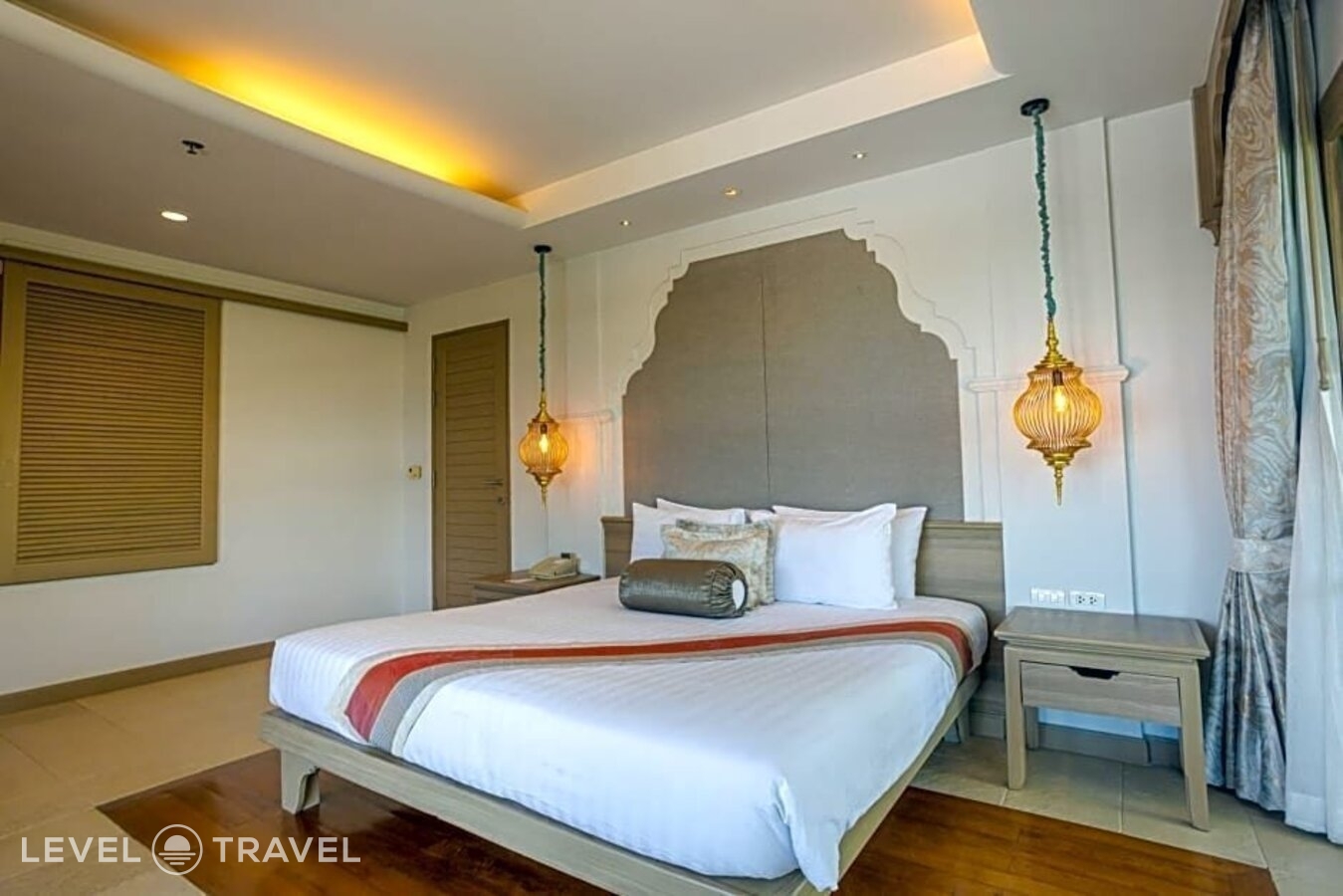 фотографии номера Семейный люкс (2 спальни) отеля Ravindra Beach Resort & Spa в Таиланд(Джомтьен) - фото №2