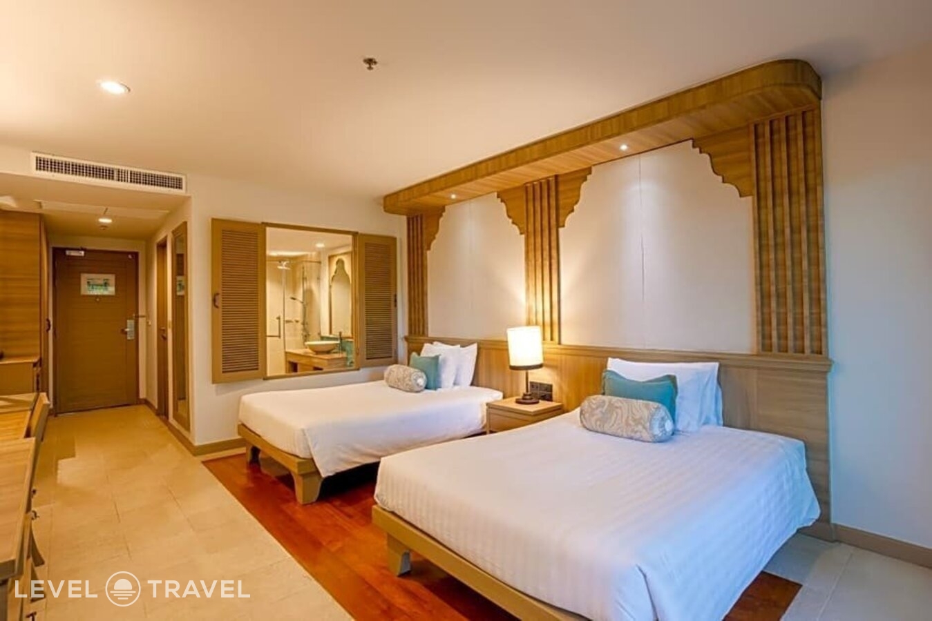 фотографии номера Семейный люкс (2 спальни) отеля Ravindra Beach Resort & Spa в Таиланд(Джомтьен) - фото №18