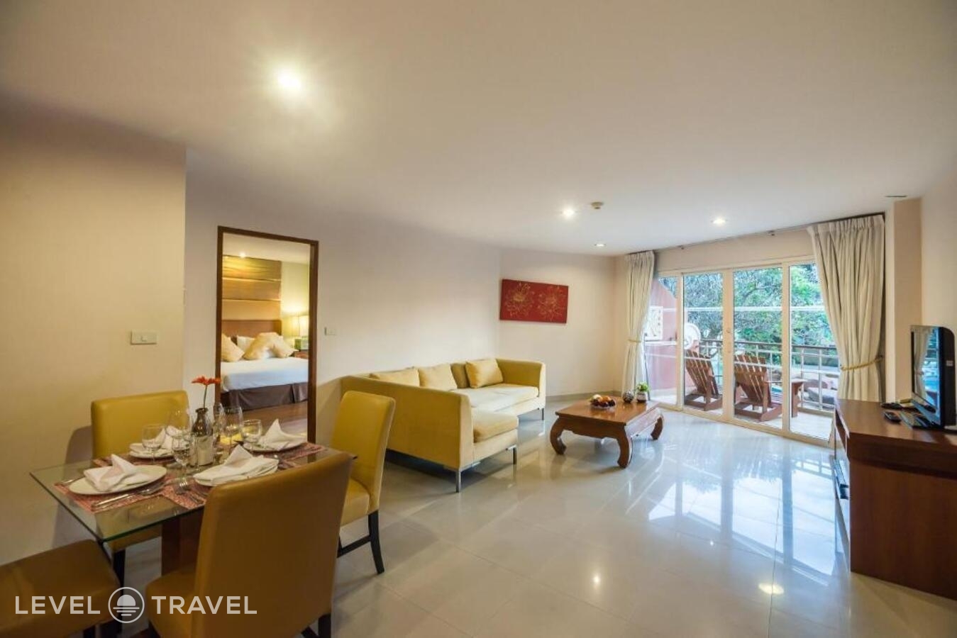 фотографии номера Полулюкс с видом на бассейн отеля Bella Villa Cabana в Таиланд(Наклуа) - фото №85