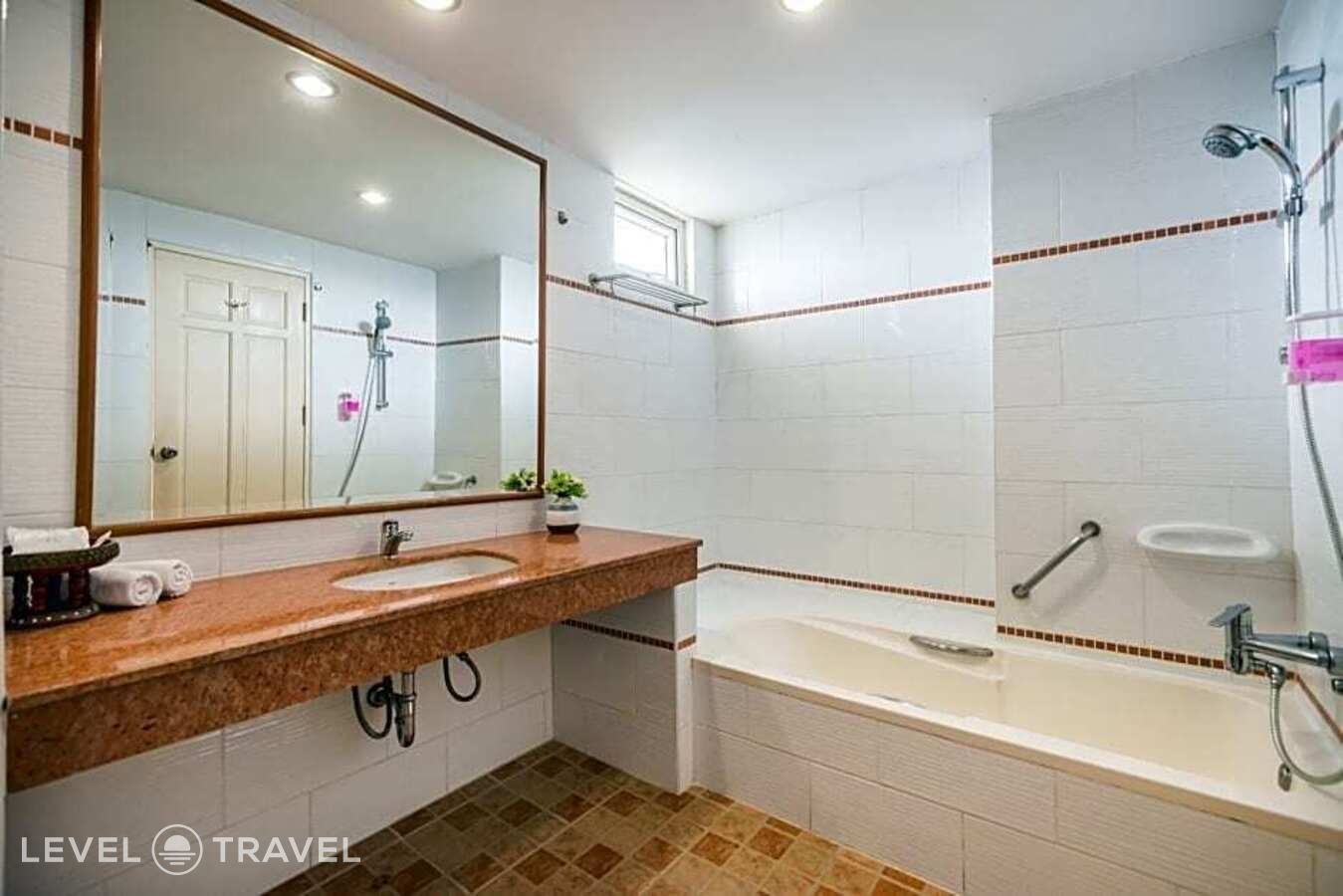 фотографии номера Семейный люкс с видом на море отеля Bella Villa Cabana в Таиланд(Наклуа) - фото №196