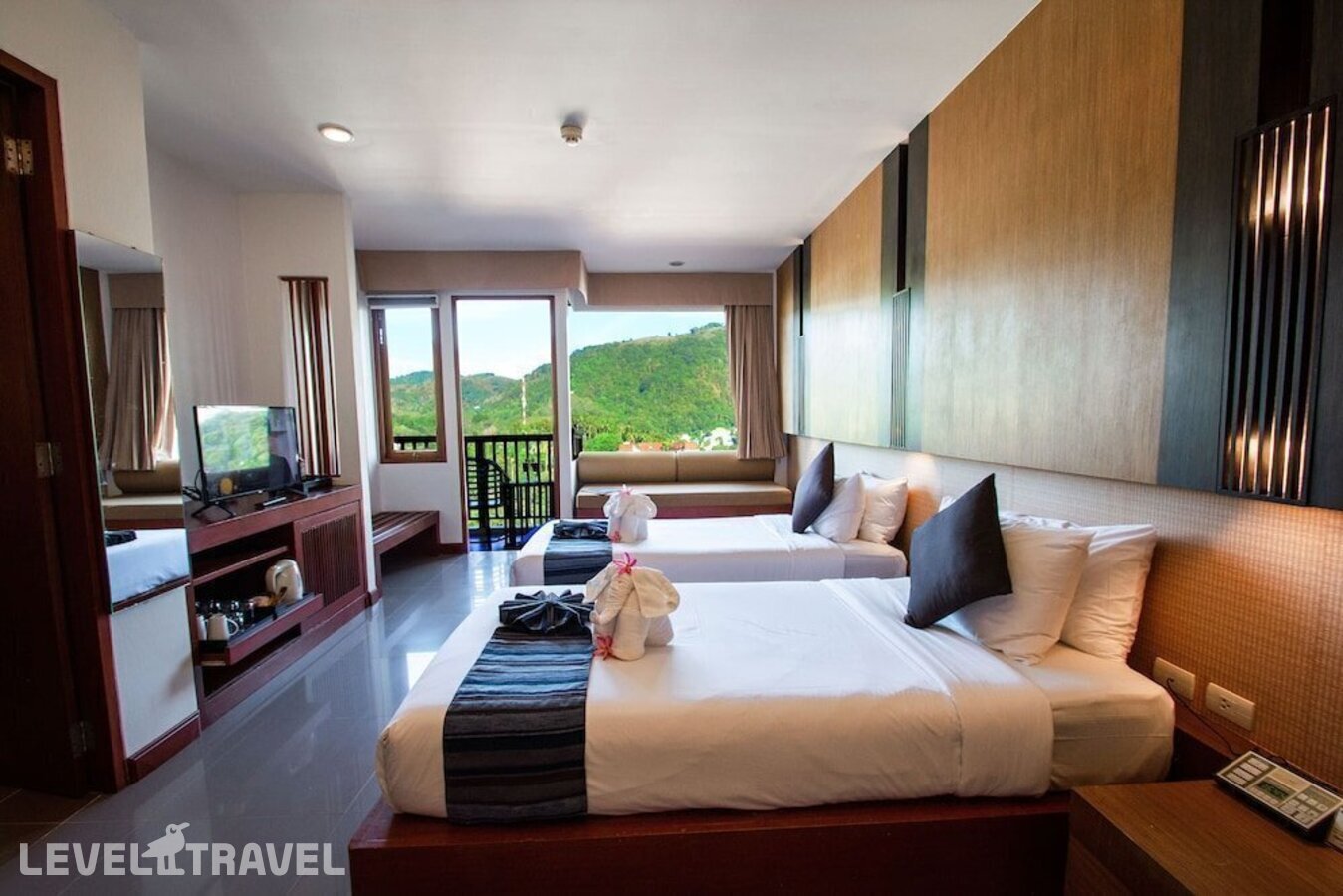 фотографии номера Номер Гранд отеля Peach Blossom Resort в Таиланд(Карон Бич) - фото №1