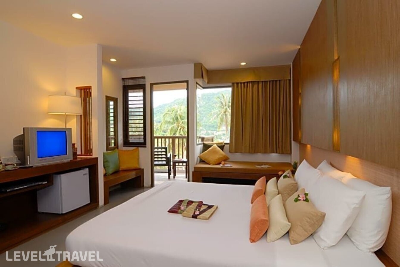 фотографии номера Делюкс отеля Peach Blossom Resort в Таиланд(Карон Бич) - фото №4