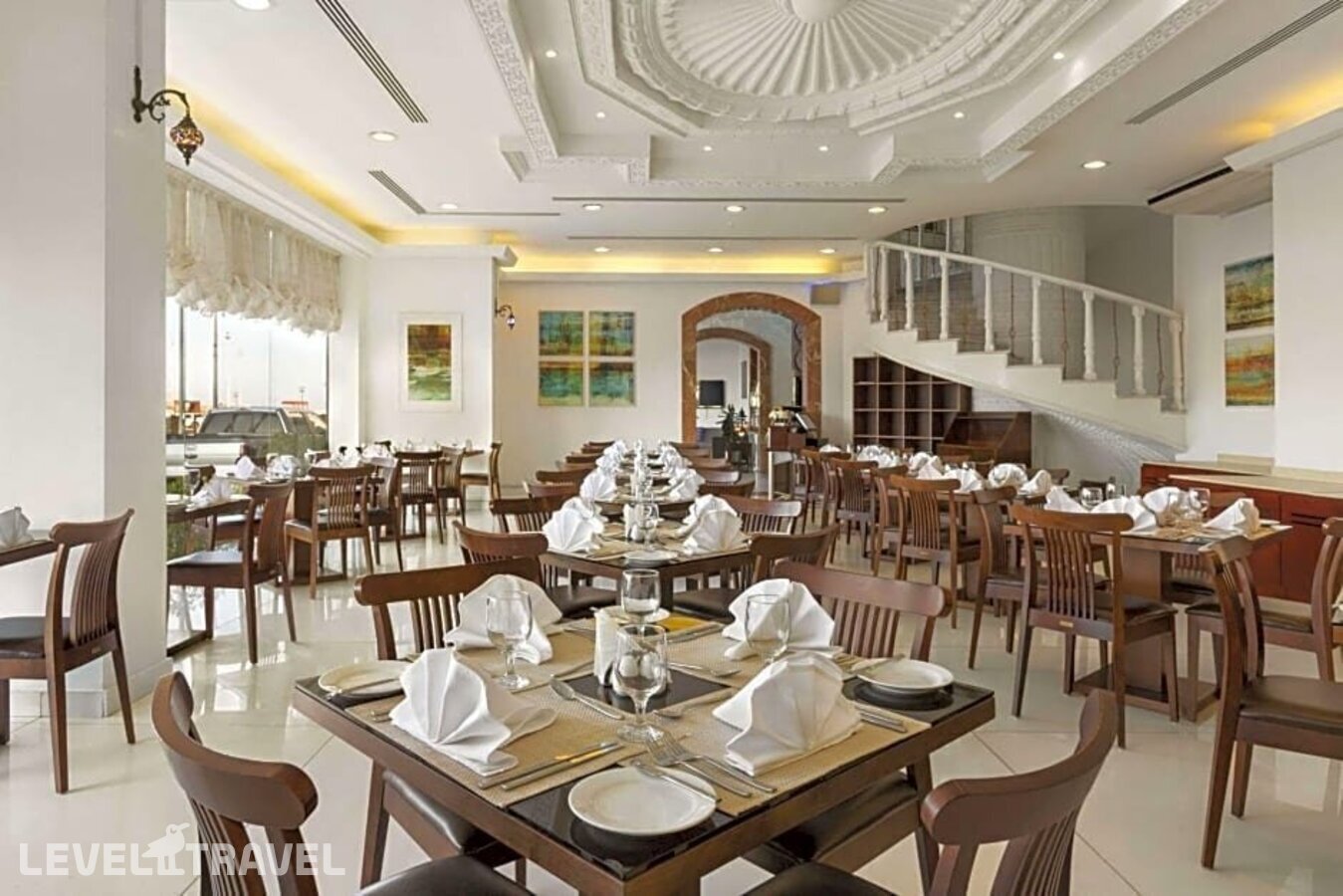 фотографии номера Стандартный (две односпальные кровати) отеля Ramada Beach Hotel Ajman By Wyndham в ОАЭ(Аджман) - фото №7