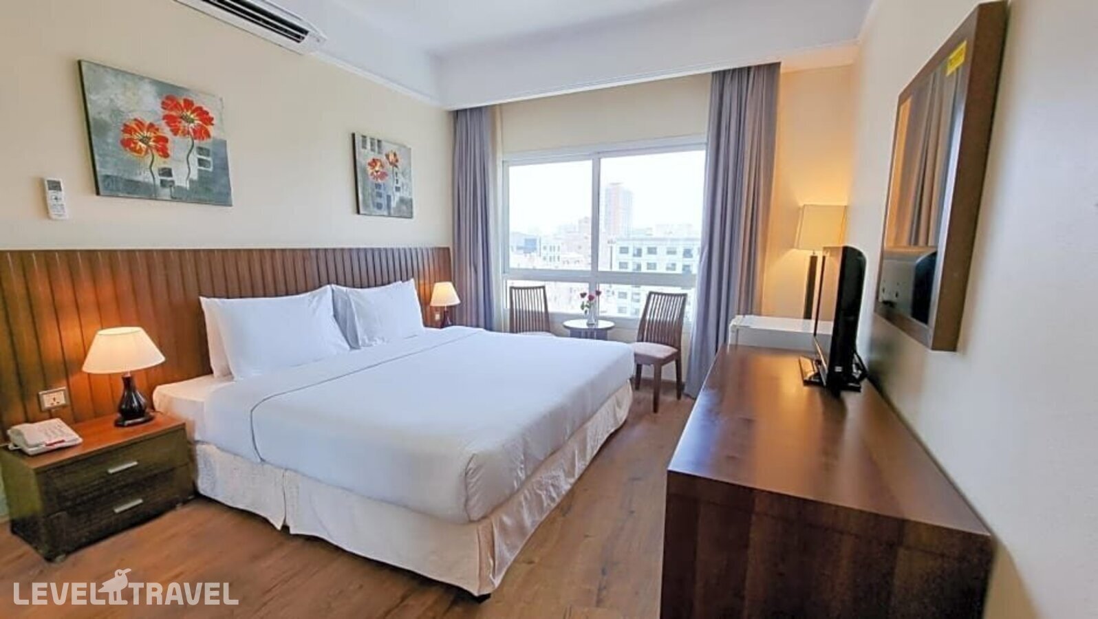 фотографии номера Стандартный (две односпальные кровати) отеля Ramada Beach Hotel Ajman By Wyndham в ОАЭ(Аджман) - фото №12