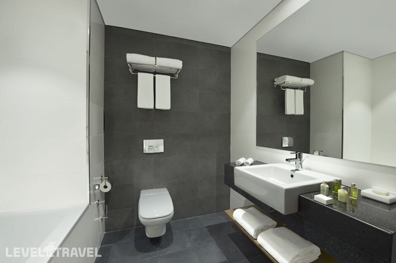 Tryp с балконом (две односпальные кровати) — фото 6