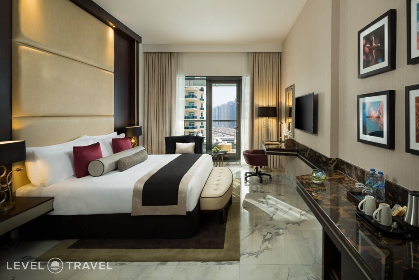Делюкс с балконом (двуспальная кровать) — фото 5
