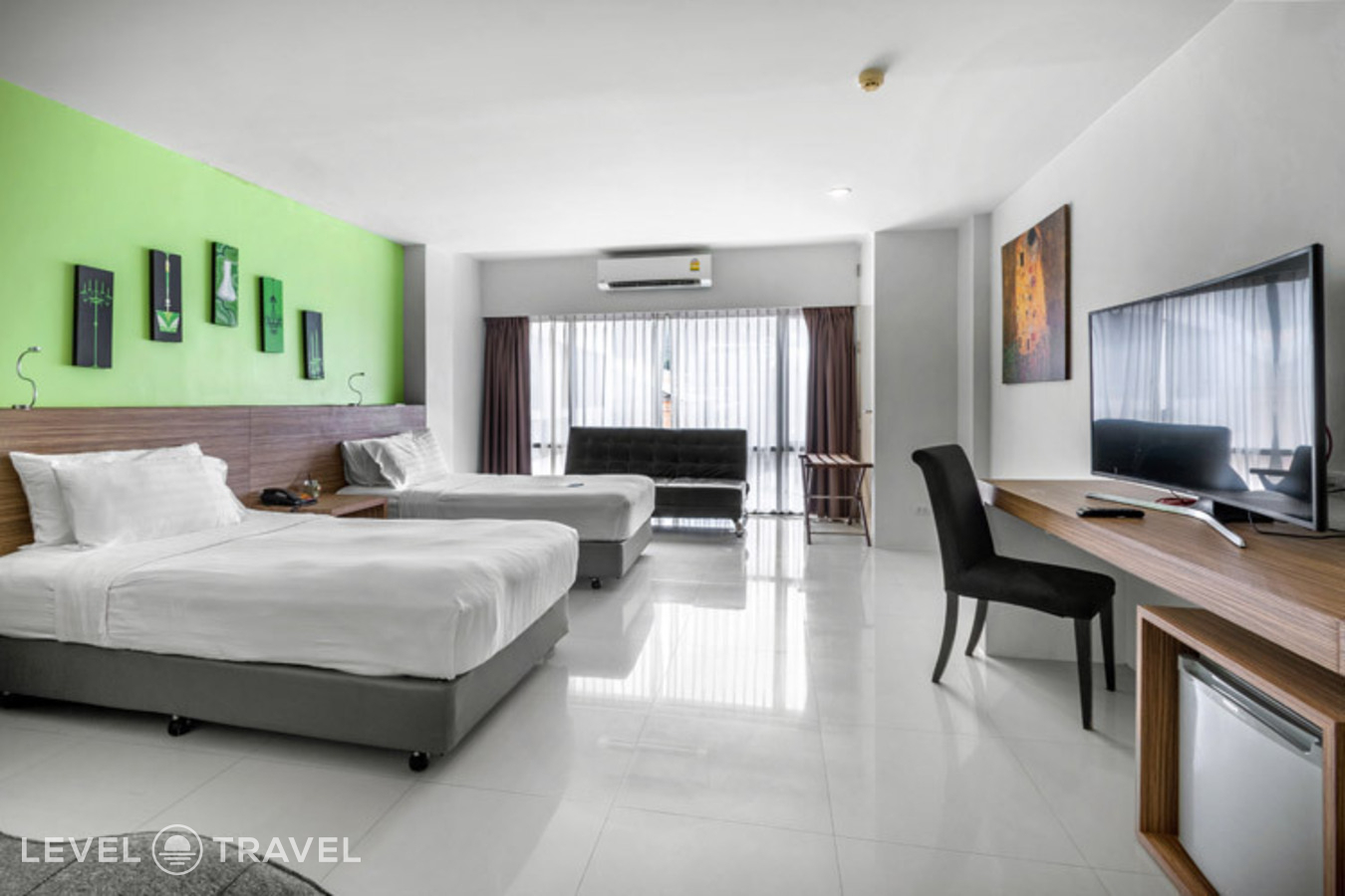 фотографии номера Студия улучшенная отеля The Lantern Resort Patong в Таиланд(Патонг Бич) - фото №7